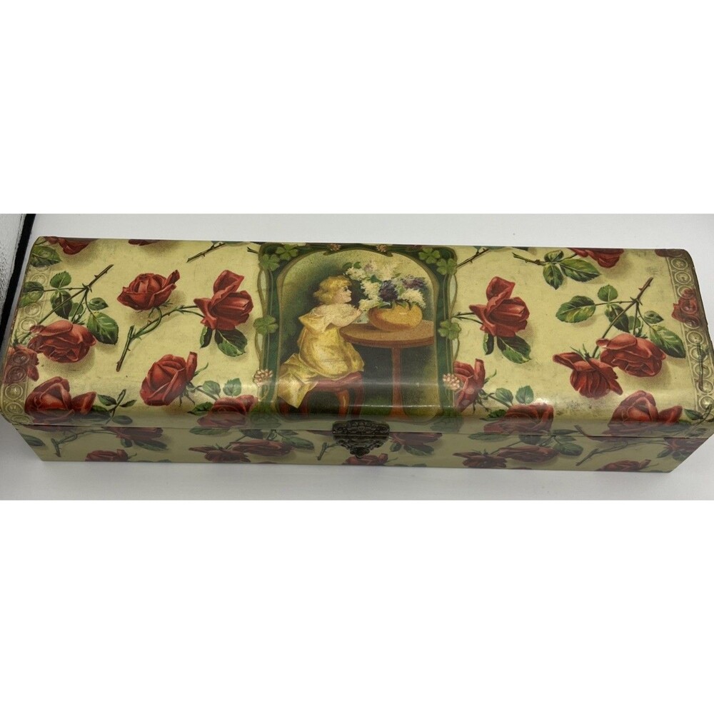 Beautiful vintage Victorian glove or jewelry box with red satin lining 12x3x3.5’